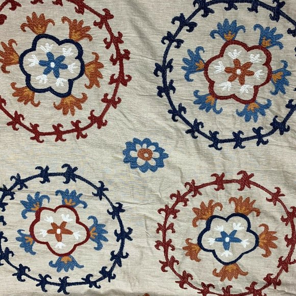 Embroidered Duvet Cover and 1 Sham NWT - Picture 9 of 12